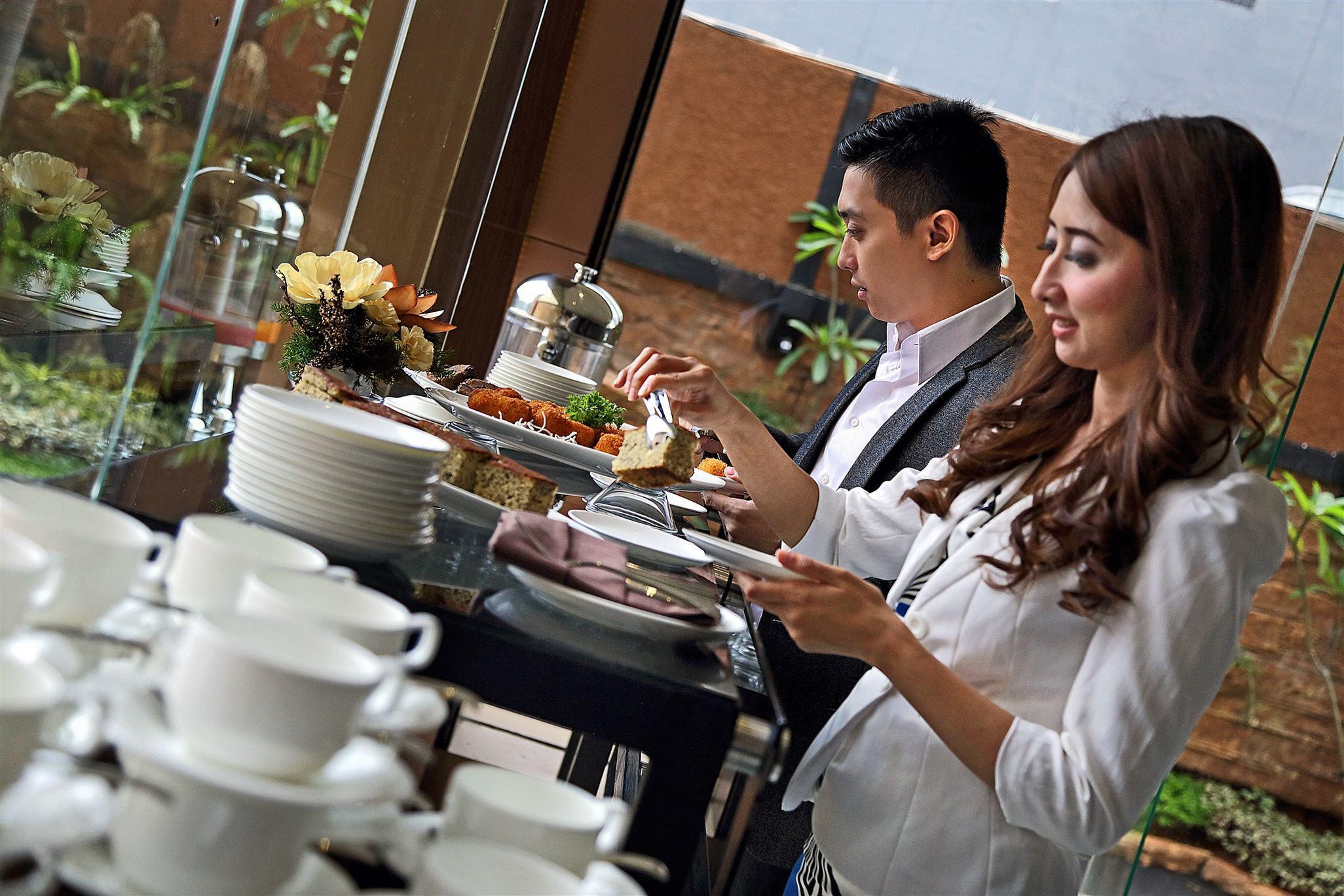 Grand Tjokro Jakarta Exterior foto